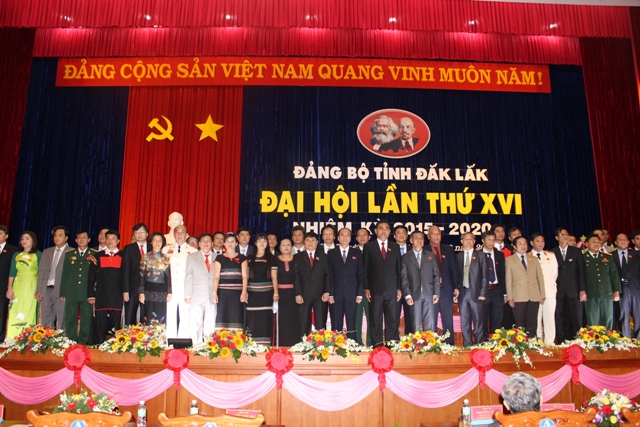 Ra mắt Ban Chấp hành Đảng bộ tỉnh Đắk Lắk lần thứ XVI, nhiệm kỳ 2015-2020